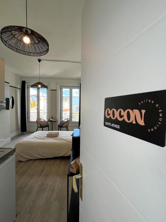 Suite Athos Лион Екстериор снимка